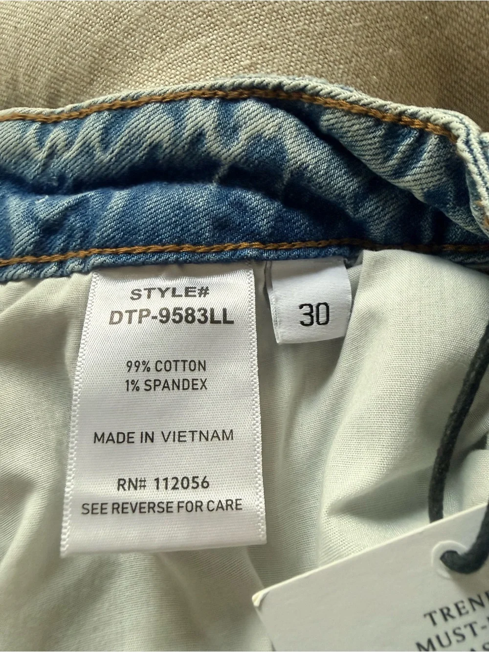NWT Zenana High Rise Cuffed Wide Leg Jeans Light Wash DTP-9583LL Size 30 - Picture 7 of 9